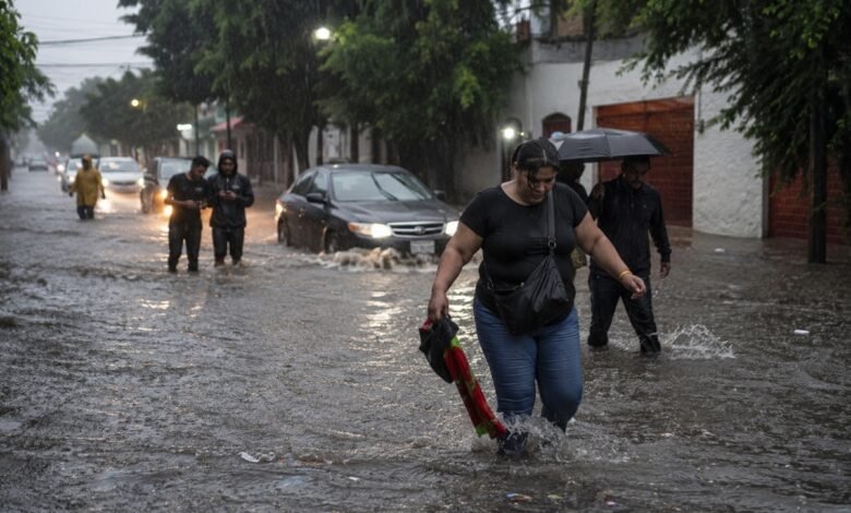 El SMN prevé lluvias intensas en Guerrero durante las próximas horas. Recomienda mantenerse atento a los avisos oficiales de Protección Civil.