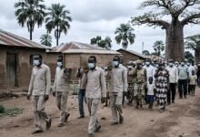 El brote de ébola en Congo suma 1.759 casos y 600 muertes. El virus Bundibugyo crece un 25% semanal sin vacuna. Uganda reporta 20 casos.