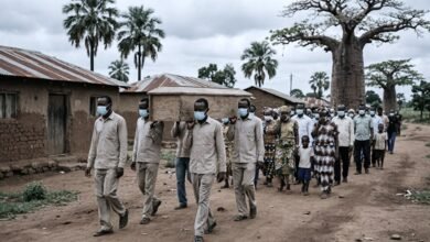 El brote de ébola en Congo suma 1.759 casos y 600 muertes. El virus Bundibugyo crece un 25% semanal sin vacuna. Uganda reporta 20 casos.