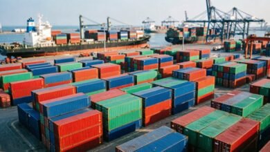 Trump impone aranceles del 50% a productos canadienses y eleva la tensión comercial. Analizamos el impacto económico para EE.UU., Canadá y el T-MEC.