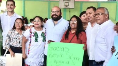 La gestora social Rosario Merlín García ha acompañado la implementación de sistemas de cosecha de agua de lluvia en escuelas públicas de Acapulco, en coordinación con Fonatur y con el respaldo del maestro Ricardo Salinas Méndez.